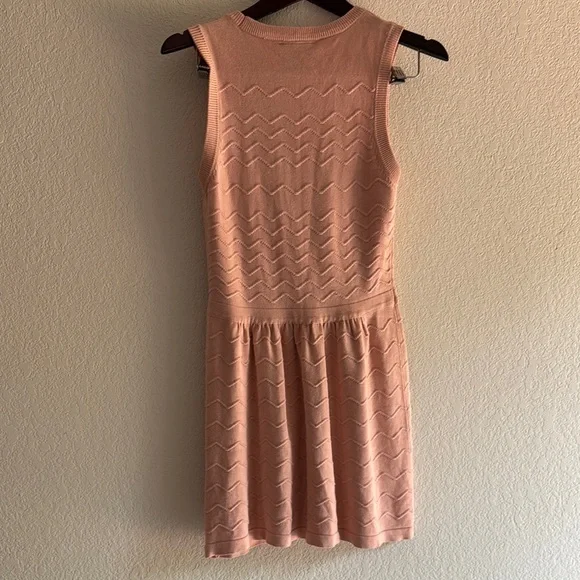 Romeo & Juliet Couture Pink Ribbed Sheath Mini Dress - Picture 4 of 5